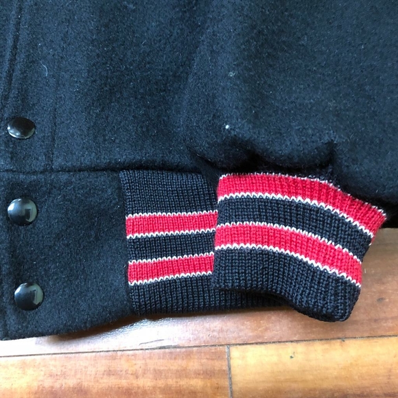 Vintage 1977 Made in USA Varsity Jacket - Picture 6 of 8